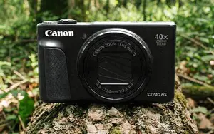 Canon SX740 HS Camera
