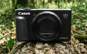 Canon SX740 HS Camera