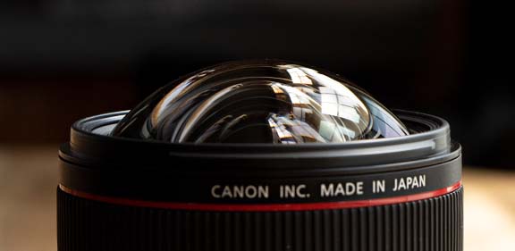 Canon 17mm tilt shift front lens element