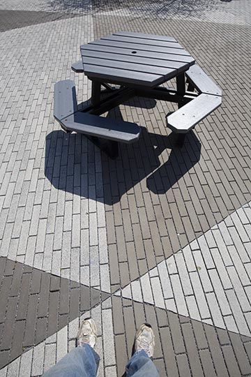 Vertical composition with EF 16-35mm lens