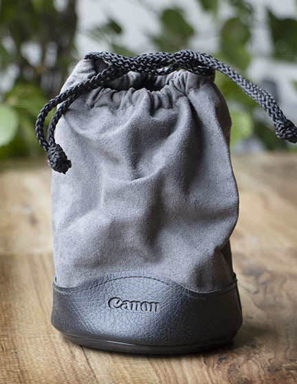 Canon lens pouch