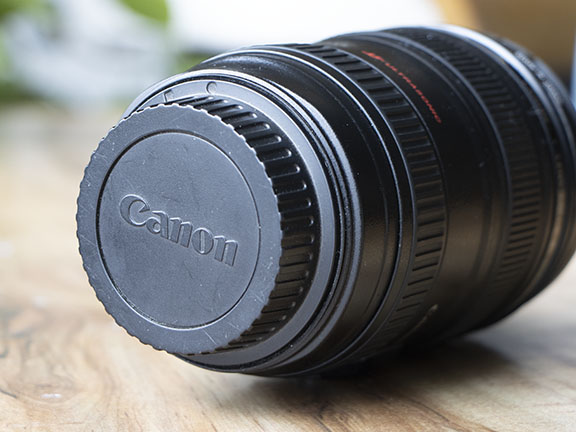 24-105 lens plus rear lens cap