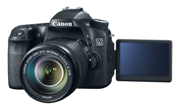 EOS 70D Articulating LCD screen