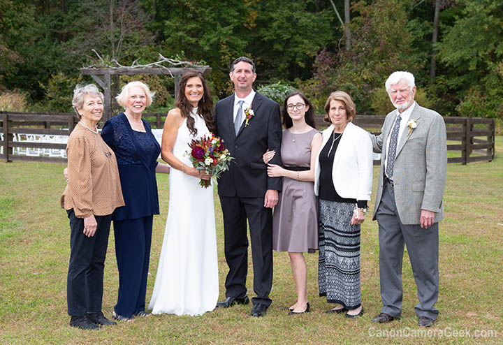 Wedding group pose