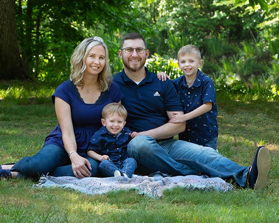 The medium telephoto is a good choice for shooting small family portraits. family portrait